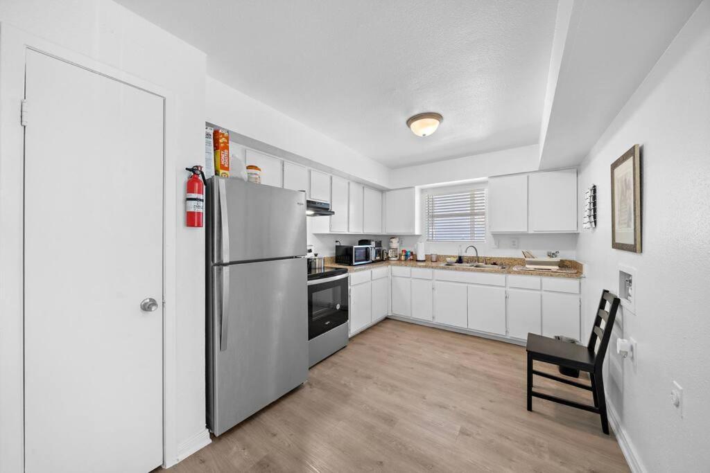 Cozy, Dedicated Workspace, Fast Wi-Fi Apartment Houston Exterior foto